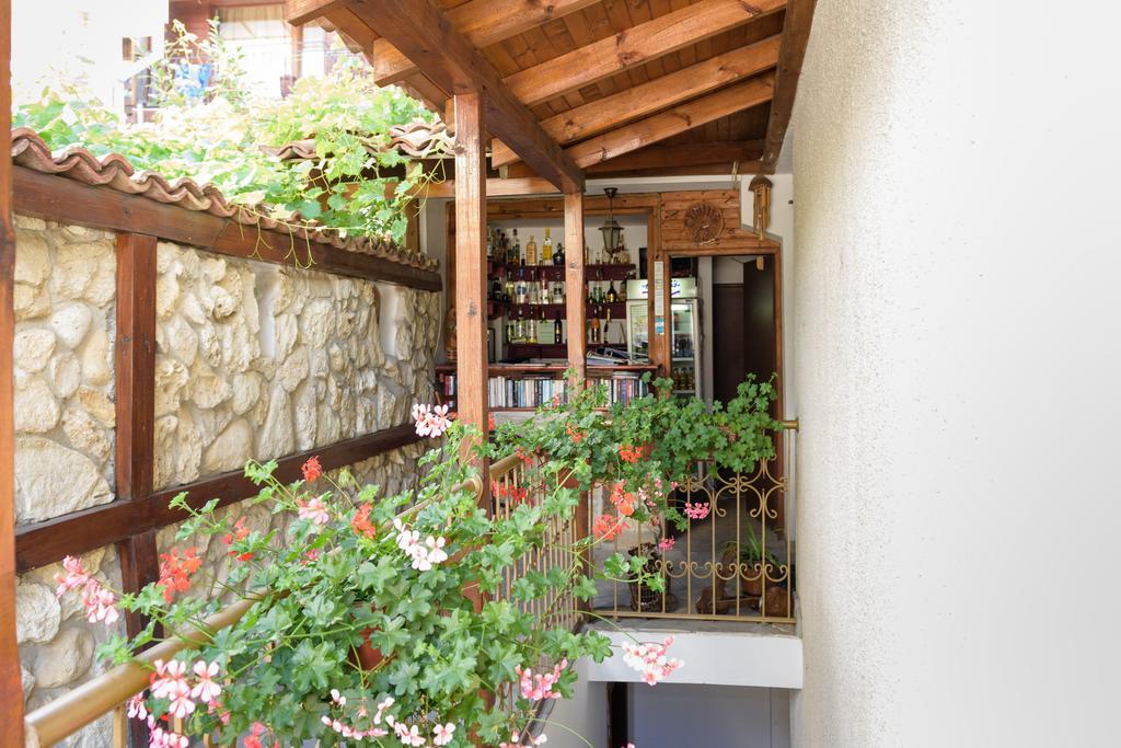 Kirios Hotel ネセバル エクステリア 写真